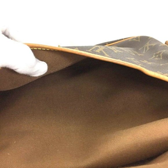 Auth Louis Vuitton Monogram Saumur 30 CrossbodyBag - Picture 11 of 16